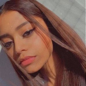 Meet your Posher, Aminah